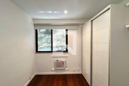 Quarto 1 de apartamento para alugar com 2 quartos, 70m² em Ipanema, Rio de Janeiro