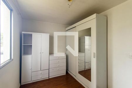 Quarto 1 de apartamento para alugar com 2 quartos, 52m² em Novo Mundo, Curitiba