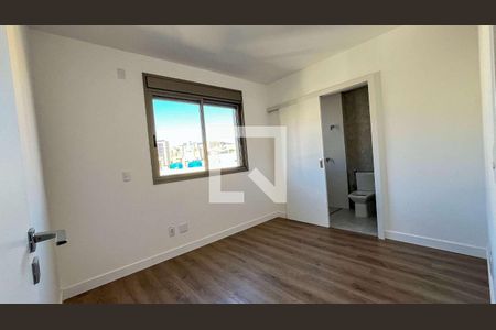 Apartamento à venda com 4 quartos, 136m² em Cruzeiro, Belo Horizonte