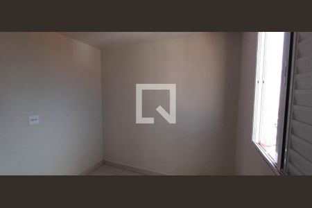 Suíte de apartamento para alugar com 2 quartos, 58m² em Portal do Vale, Uberlândia