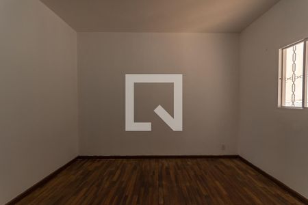 Quarto 1 de casa à venda com 3 quartos, 360m² em Itatiaia, Belo Horizonte