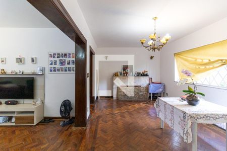 Sala de casa à venda com 3 quartos, 352m² em Pacaembu, São Paulo