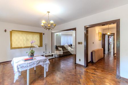 Sala de casa à venda com 3 quartos, 352m² em Pacaembu, São Paulo