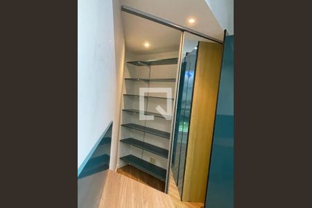 Apartamento à venda com 3 quartos, 197m² em Itaim Bibi, São Paulo