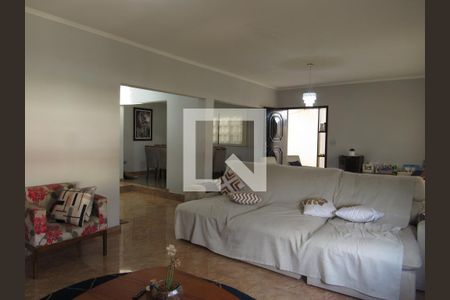 Sala de casa à venda com 3 quartos, 356m² em City Bussocaba, Osasco