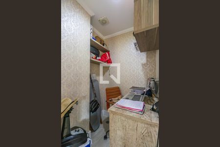 Sala de apartamento à venda com 3 quartos, 105m² em Jardim Tupanci, Barueri
