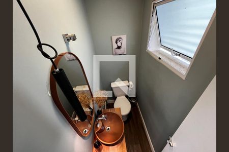 Lavabo da Sala de casa de condomínio à venda com 3 quartos, 242m² em Chora Menino, São Paulo