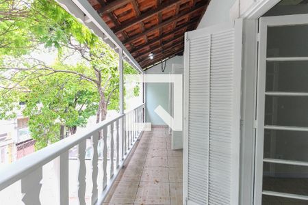 Varanda da Sala de casa para alugar com 2 quartos, 90m² em Vila Campanela, São Paulo