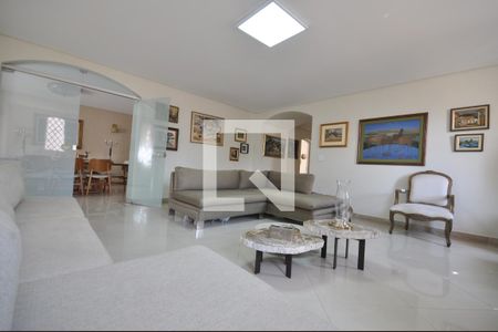 Sala de estar de casa à venda com 4 quartos, 650m² em Jardim Leonor Mendes de Barros, São Paulo