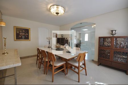 Sala de Jantar de casa à venda com 4 quartos, 650m² em Jardim Leonor Mendes de Barros, São Paulo