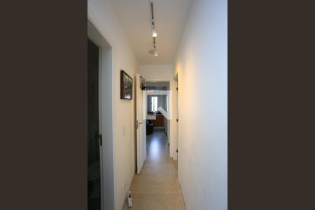 corredor de apartamento à venda com 3 quartos, 69m² em Parque Reboucas, São Paulo