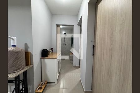 Corredor de apartamento à venda com 1 quarto, 50m² em Campina, São Leopoldo