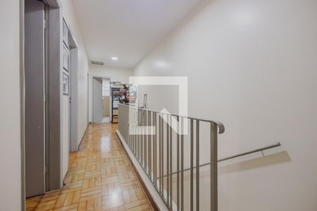 Corredor de casa à venda com 3 quartos, 146m² em Sumarezinho, São Paulo