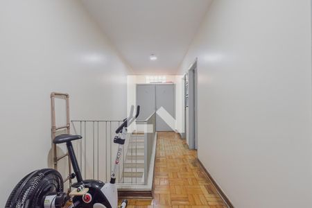 Corredor de casa à venda com 3 quartos, 146m² em Sumarezinho, São Paulo