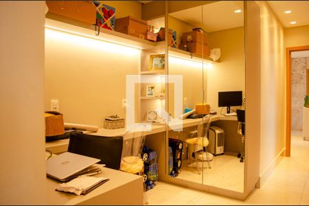 Suíte 2 de apartamento para alugar com 3 quartos, 177m² em Jardim Goiás, Goiânia