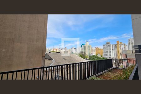 Varanda  de kitnet/studio à venda com 1 quarto, 25m² em Liberdade, São Paulo