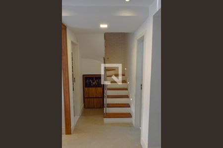 Escada de casa de condomínio à venda com 3 quartos, 140m² em Pechincha, Rio de Janeiro