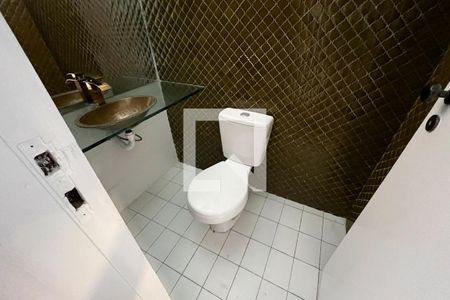 Lavabo de casa à venda com 7 quartos, 565m² em Jardim Guanabara, Rio de Janeiro