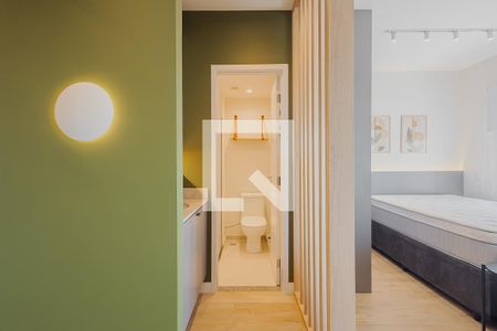 Banheiro Social de kitnet/studio para alugar com 1 quarto, 29m² em Pinheiros, São Paulo