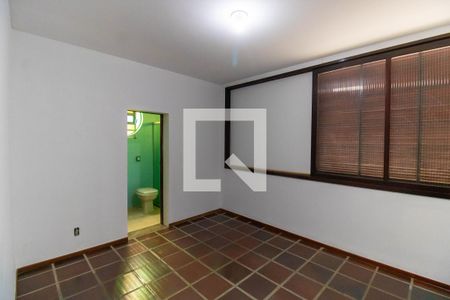 Suíte de casa para alugar com 4 quartos, 190m² em Piratininga, Niterói