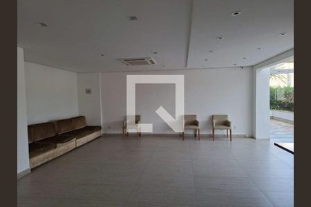 Apartamento à venda com 3 quartos, 107m² em Vila Suzana, São Paulo
