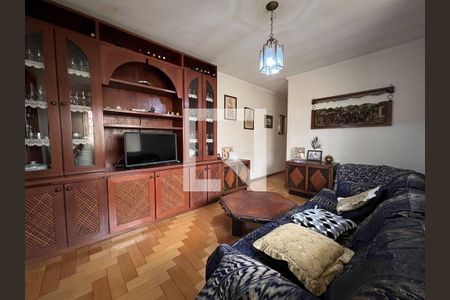Casa à venda com 3 quartos, 260m² em Jardim Peri Peri, São Paulo