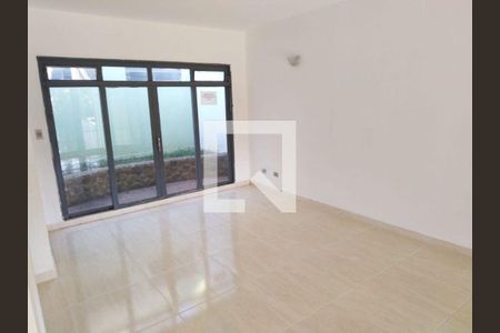 Casa à venda com 3 quartos, 196m² em Jardim Jussara, São Paulo