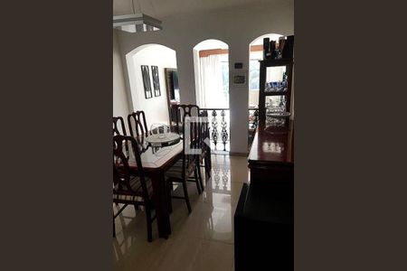 Casa à venda com 3 quartos, 150m² em Vila Albano, São Paulo