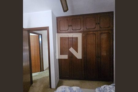 Casa à venda com 4 quartos, 440m² em Jardim Peri Peri, São Paulo