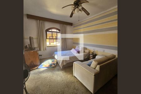 Casa à venda com 4 quartos, 440m² em Jardim Peri Peri, São Paulo