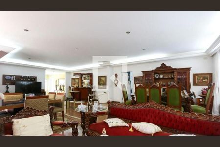Casa à venda com 4 quartos, 564m² em Jardim Guedala, São Paulo