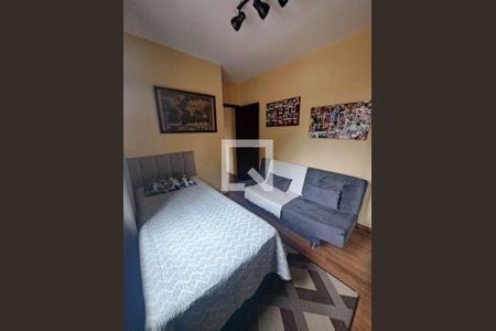 Casa à venda com 3 quartos, 128m² em Jardim Monte Kemel, São Paulo