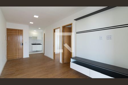 Sala de apartamento para alugar com 2 quartos, 48m² em Vila Guilhermina, São Paulo