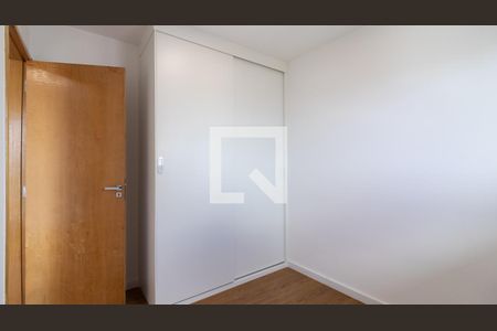 Quarto 1 de apartamento para alugar com 2 quartos, 48m² em Vila Guilhermina, São Paulo