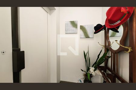 Hall de entrada de apartamento à venda com 4 quartos, 150m² em Centro, Jundiaí