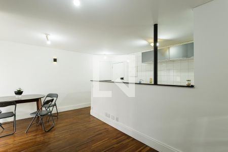 Sala de apartamento à venda com 2 quartos, 61m² em Vila Uberabinha, São Paulo