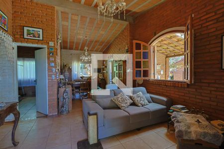 Sala de casa de condomínio para alugar com 3 quartos, 230m² em Estância Estoril I, Nova Lima