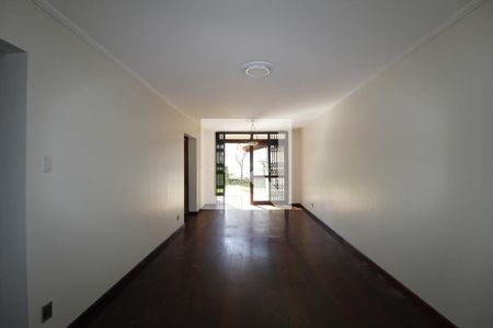 Sala 2 de casa à venda com 5 quartos, 270m² em Boa Vista, Porto Alegre