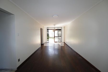 Sala 2 de casa à venda com 5 quartos, 270m² em Boa Vista, Porto Alegre
