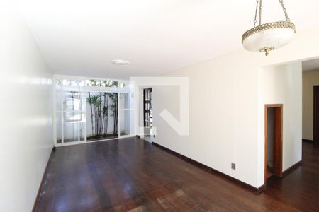Sala 2 de casa à venda com 5 quartos, 270m² em Boa Vista, Porto Alegre
