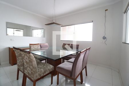 Sala de Jantar de casa para alugar com 4 quartos, 172m² em Laranjeiras, Uberlândia