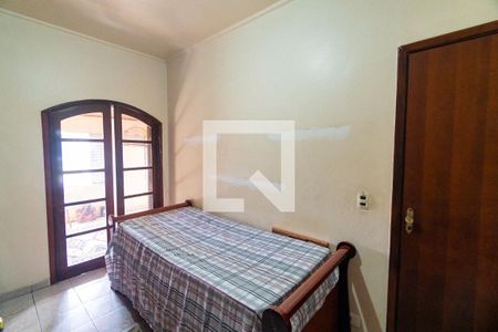 Quarto 2 de casa à venda com 6 quartos, 160m² em Vila Campestre, São Paulo