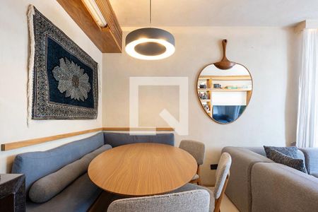 Sala de apartamento à venda com 2 quartos, 103m² em Vila Olímpia, São Paulo