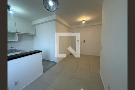 Sala de apartamento à venda com 2 quartos, 50m² em Vila Militar, Barueri