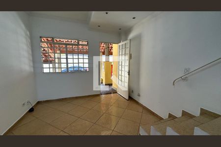 Sala de casa à venda com 2 quartos, 66m² em Jardim Regina Alice, Barueri