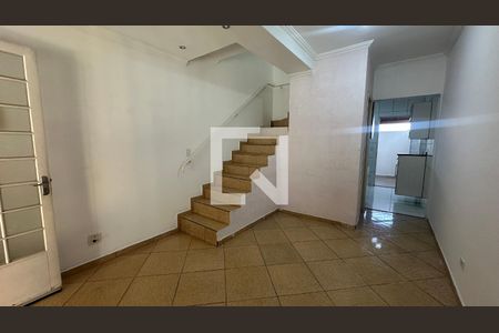 Sala de casa à venda com 2 quartos, 66m² em Jardim Regina Alice, Barueri