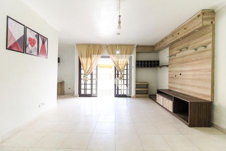 Sala de casa para alugar com 2 quartos, 180m² em Parque Savoi City, São Paulo