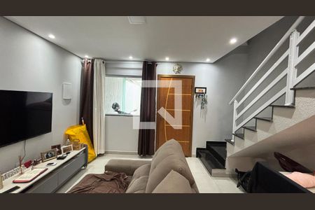 Sala de casa para alugar com 2 quartos, 145m² em Vila Curuçá, Santo André