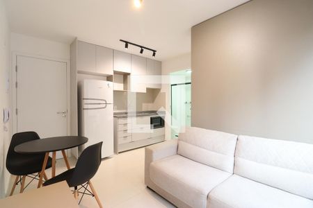 Sala/Cozinha de apartamento para alugar com 1 quarto, 25m² em Barra Funda, São Paulo