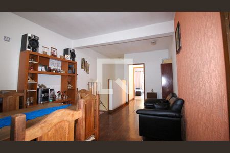 Sala de casa à venda com 2 quartos, 249m² em Jardim Iva, São Paulo